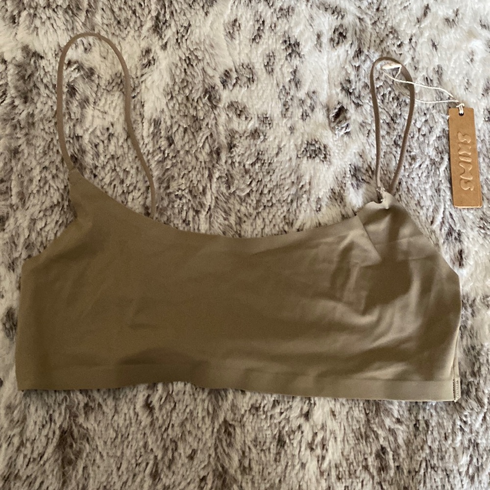 NWT Skims barely there bralette